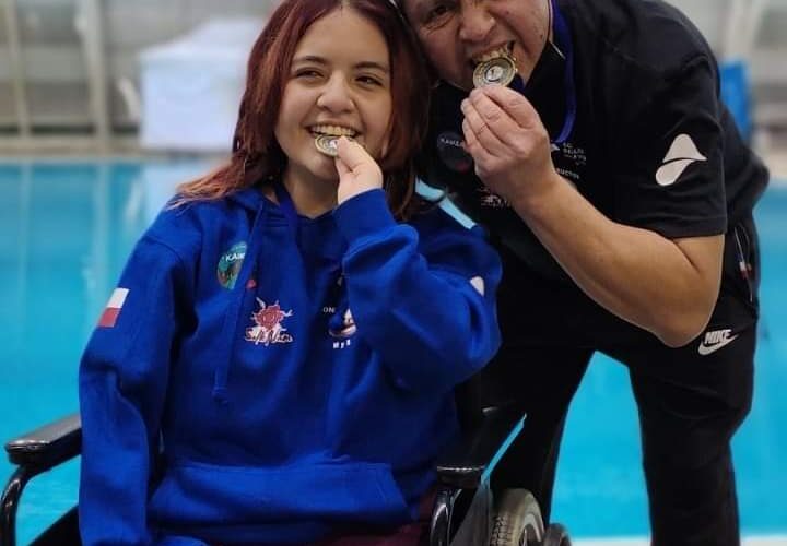 Nadadora Paralímpica Catalina Pozas obtiene cuatro medallas de oro en campeonato nacional