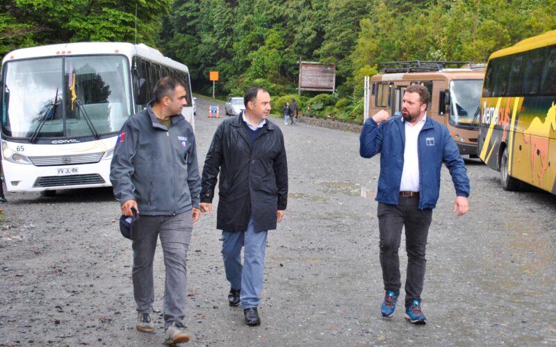 <strong> Autoridades del MTT de Aysén y Los Lagos fiscalizan medidas del Plan de Verano de la Ruta Bimodal</strong>